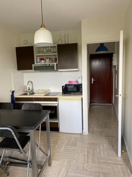 Studio Eleverca 3*- Rez De Jardin Terrasse - Axelle Loc'Appart Mandelieu Eksteriør billede