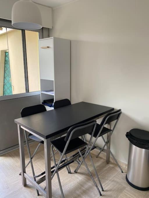 Studio Eleverca 3*- Rez De Jardin Terrasse - Axelle Loc'Appart Mandelieu Eksteriør billede