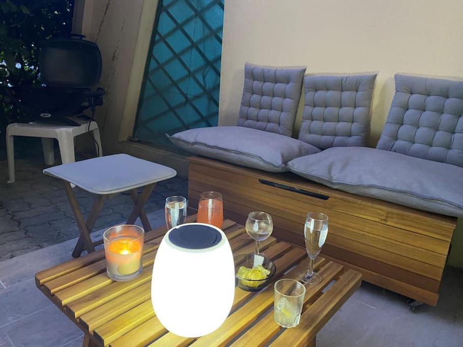Studio Eleverca 3*- Rez De Jardin Terrasse - Axelle Loc'Appart Mandelieu Eksteriør billede